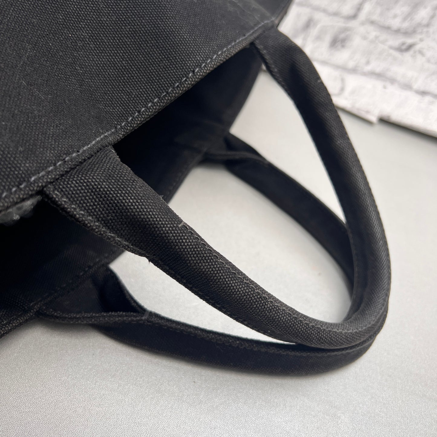 Prada Tote Bags A-15042