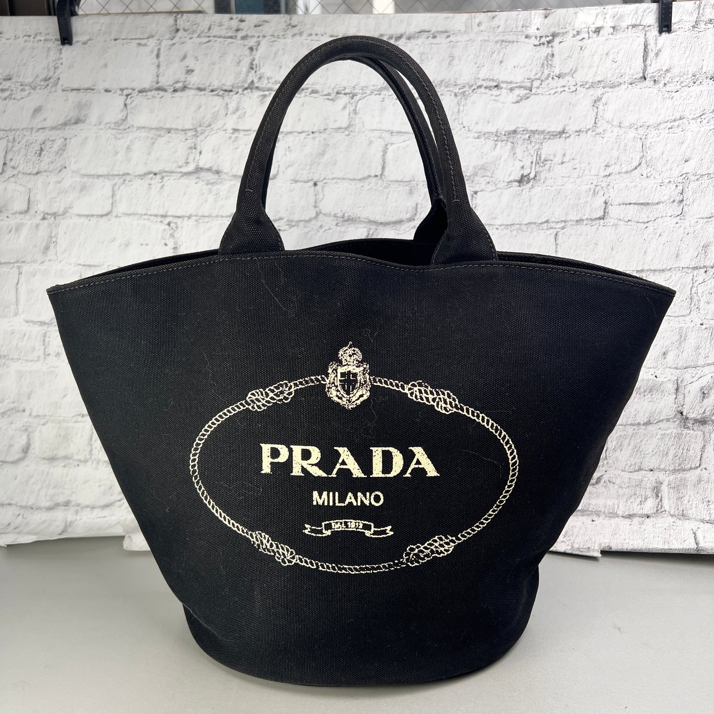 Prada Tote Bags A-15042