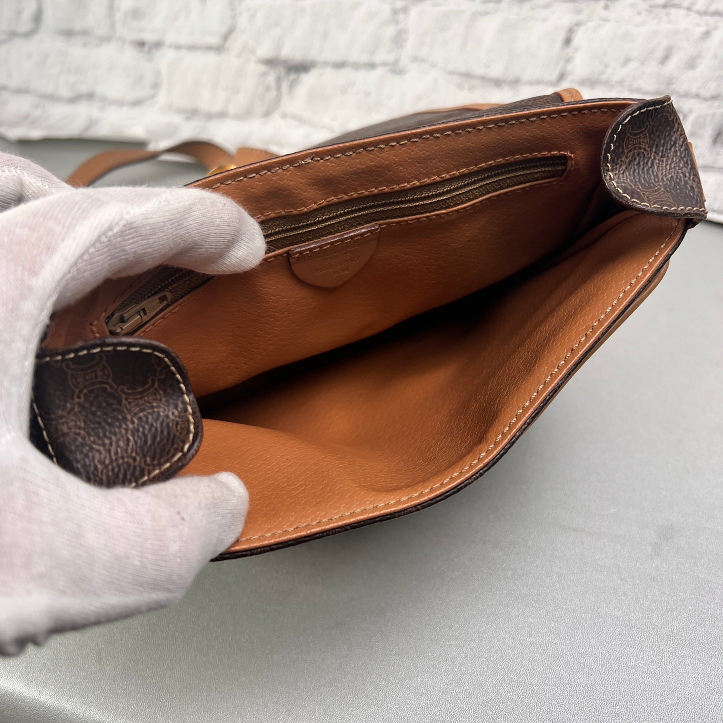 Celine Brown Shoulder Bags A-15043