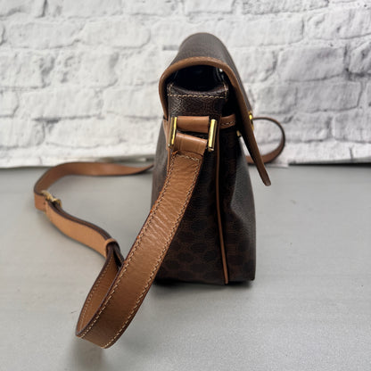 Celine Brown Shoulder Bags A-15043