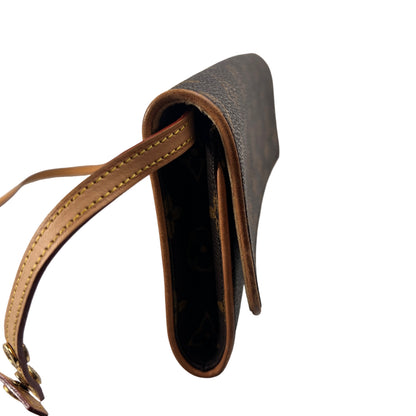 Louis Vuitton Brown Pouches A-15047