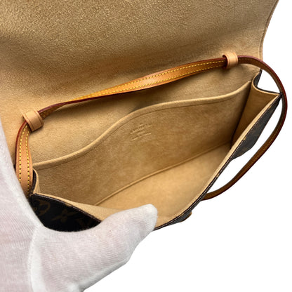 Louis Vuitton Brown Pouches A-15047