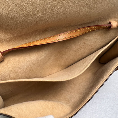 Louis Vuitton Brown Pouches A-15047