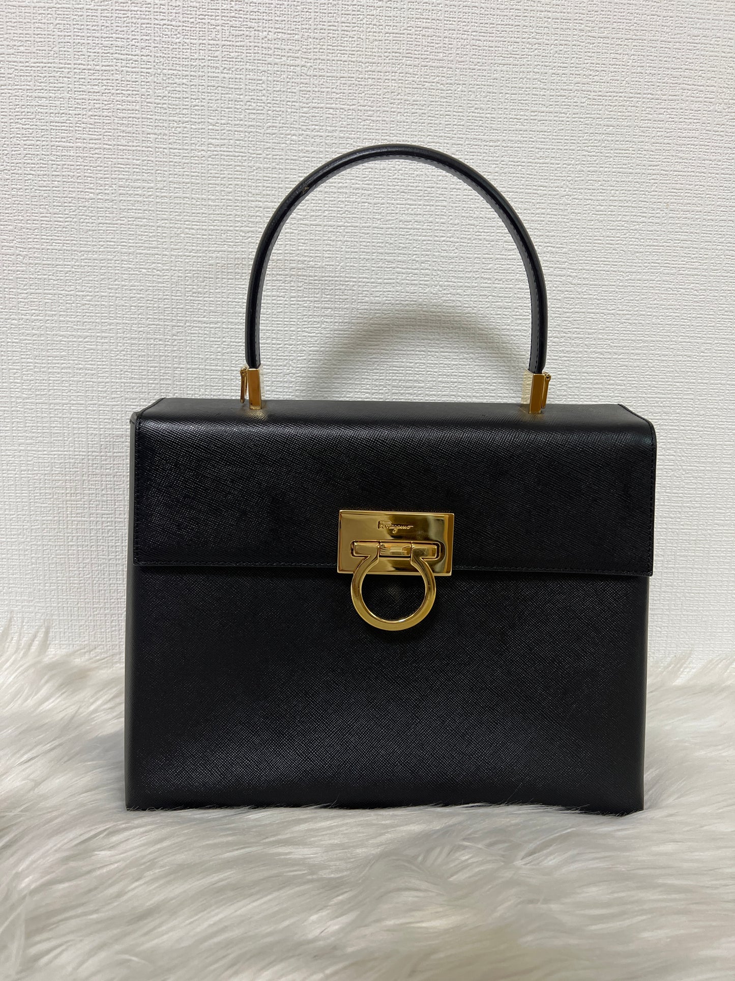 Ferragamo Handle Bags A-15054