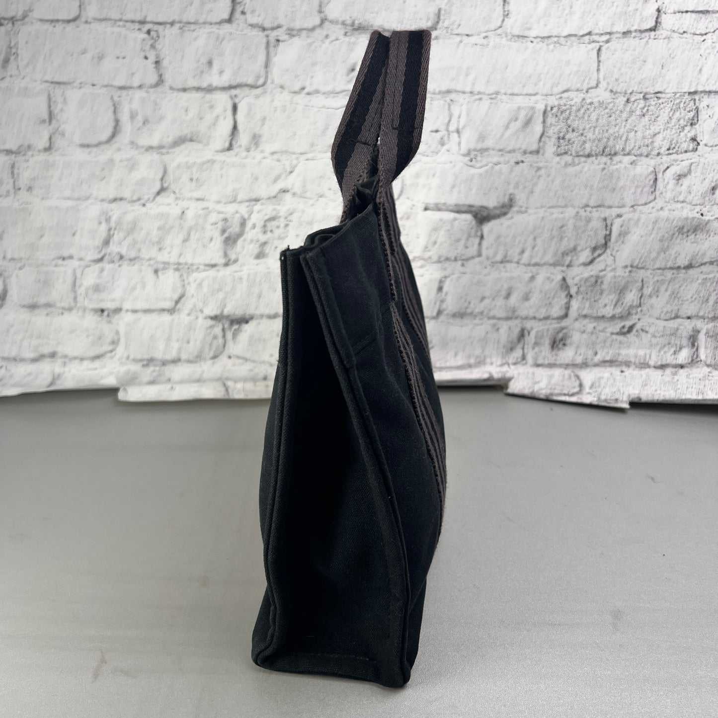 Hermes Black Tote Bags A-15057