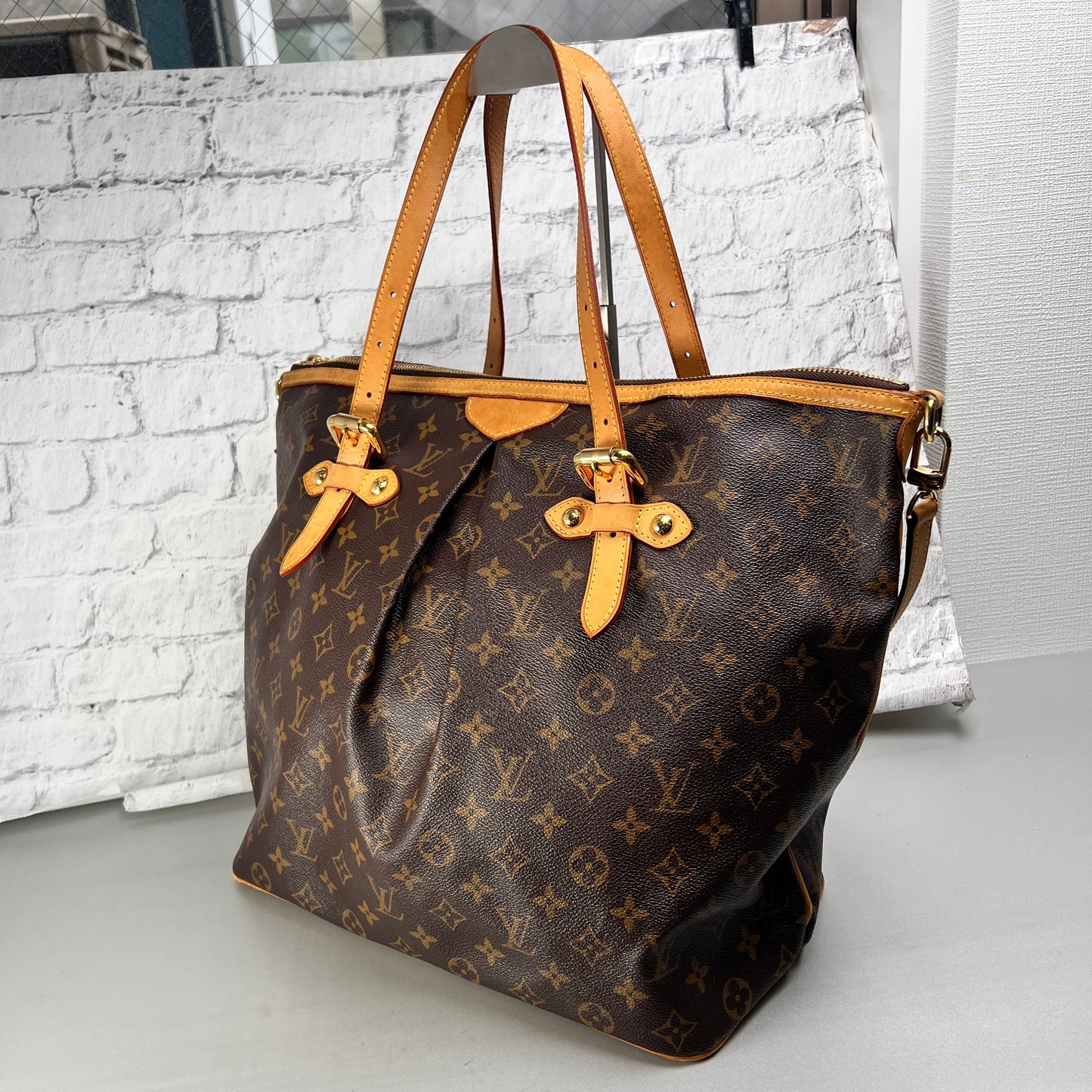 Louis Vuitton Brown Handle Bags A-15063