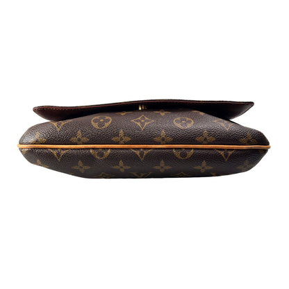 Louis Vuitton Brown Shoulder Bags A-15067