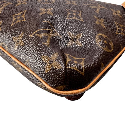 Louis Vuitton Brown Shoulder Bags A-15067