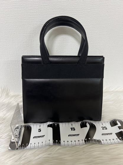 Ferragamo Shoulder Bags A-15073