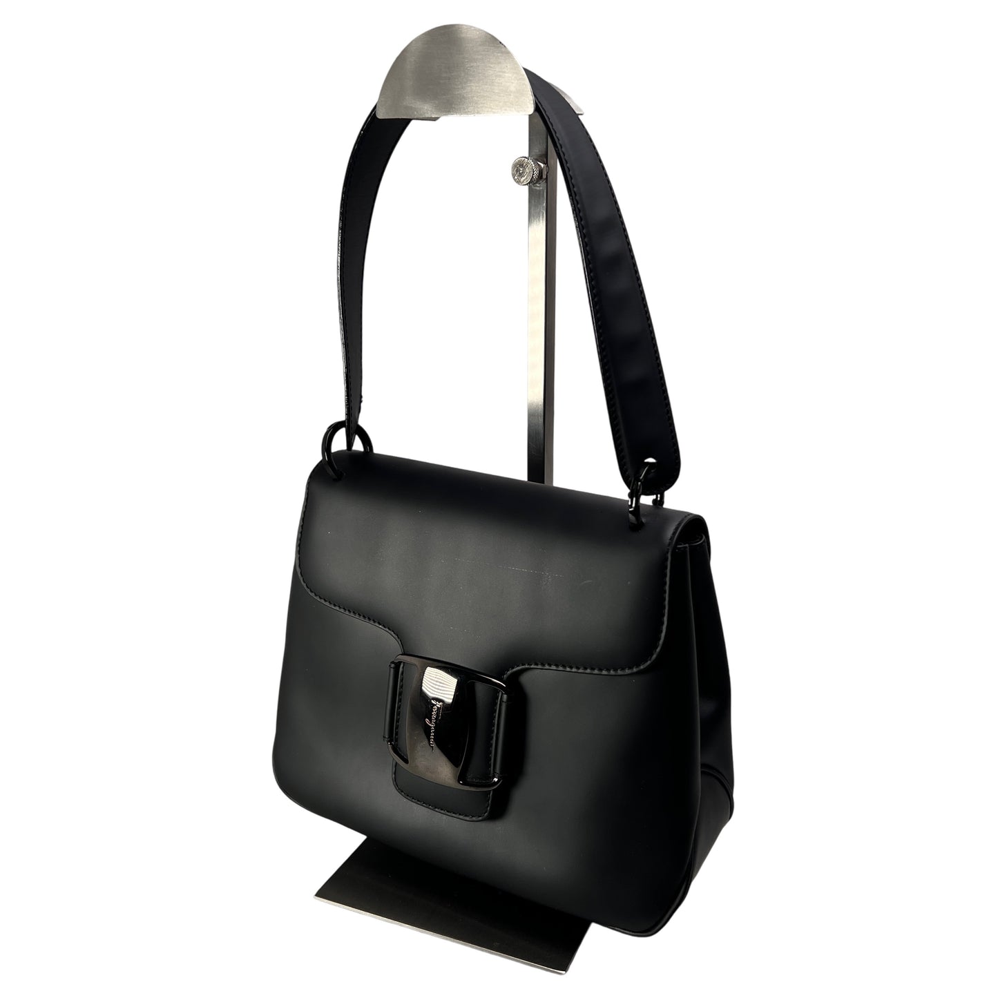 Ferragamo Black Shoulder Bags A-15074