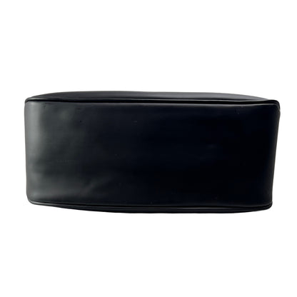 Ferragamo Black Shoulder Bags A-15074