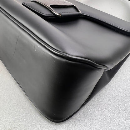 Ferragamo Black Shoulder Bags A-15074