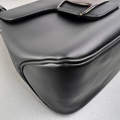 Ferragamo Black Shoulder Bags A-15074