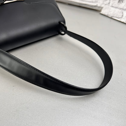 Ferragamo Black Shoulder Bags A-15074
