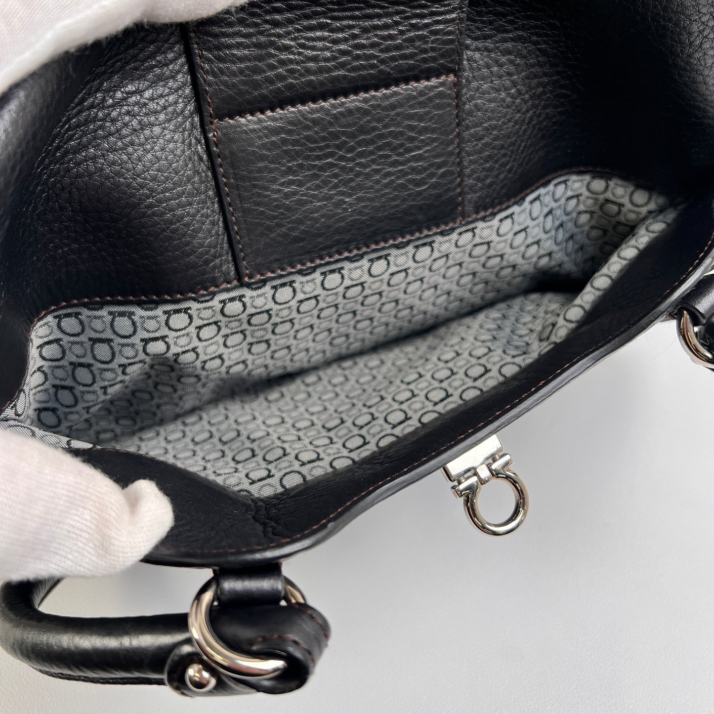 Ferragamo Black Handle Bags A-15079