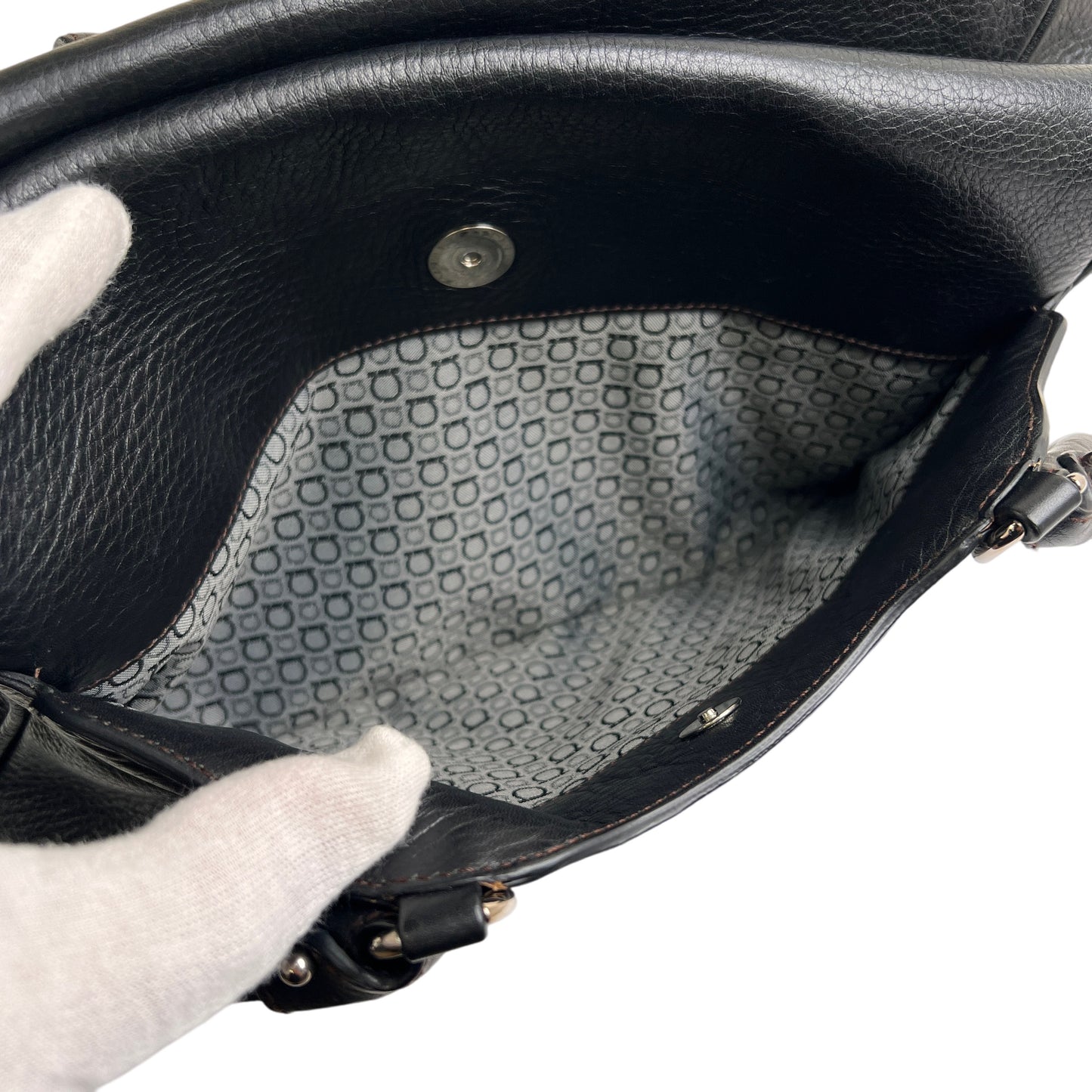 Ferragamo Black Handle Bags A-15079