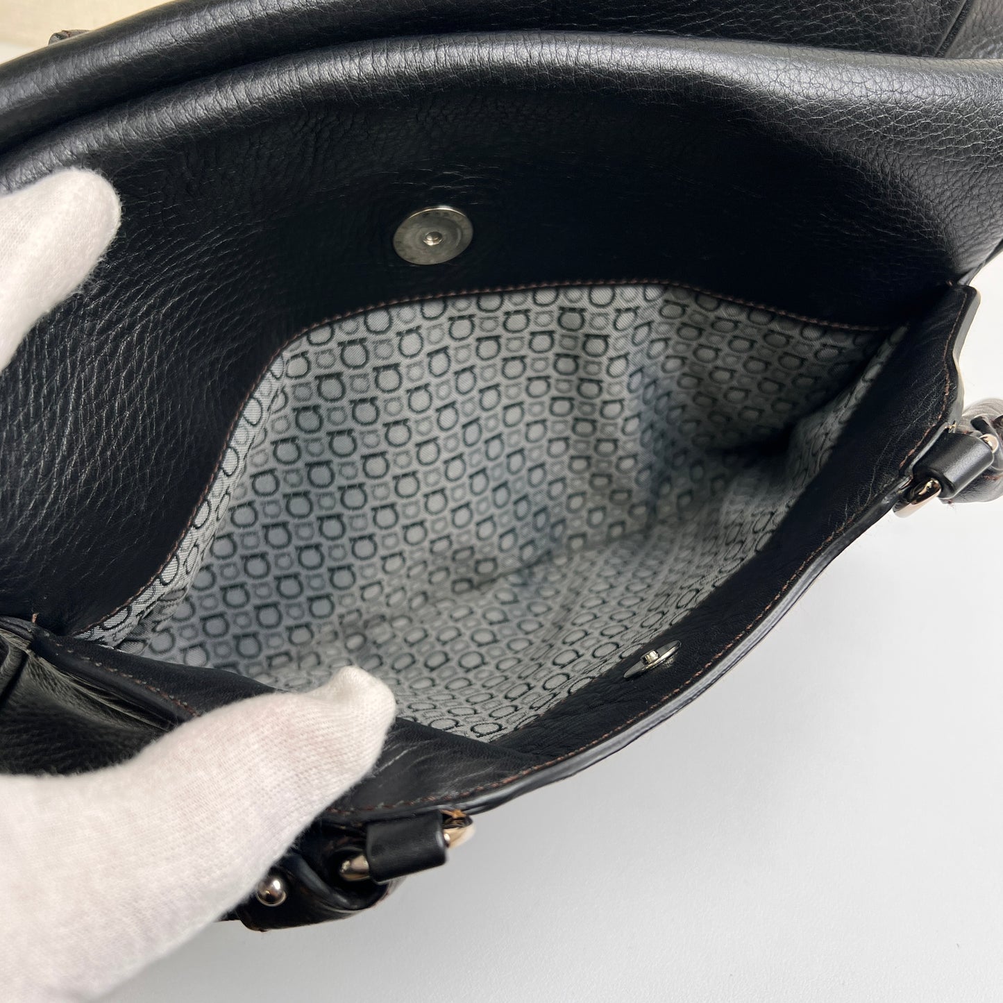Ferragamo Black Handle Bags A-15079