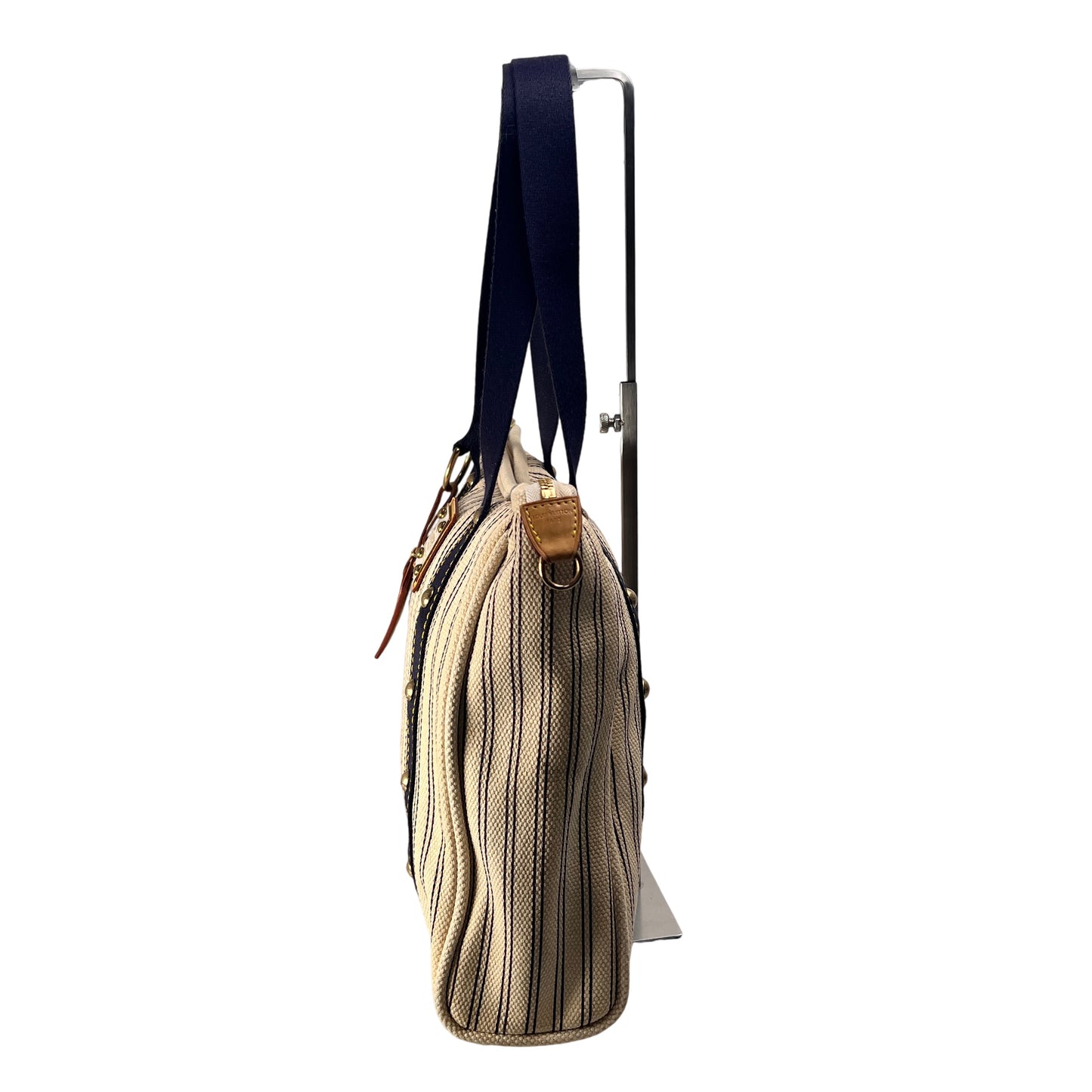 Louis Vuitton Beige Shoulder Bags A-15081