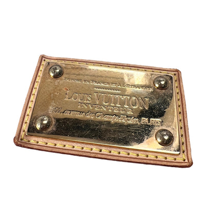 Louis Vuitton Beige Shoulder Bags A-15081