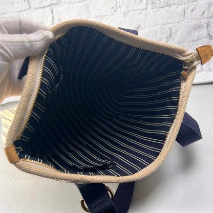 Louis Vuitton Beige Shoulder Bags A-15081