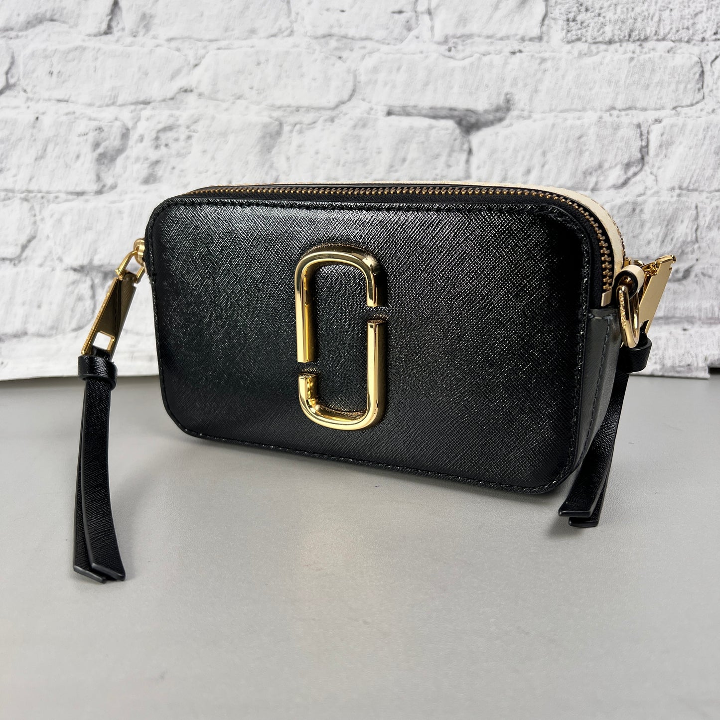 Other Black Shoulder Bags A-15087