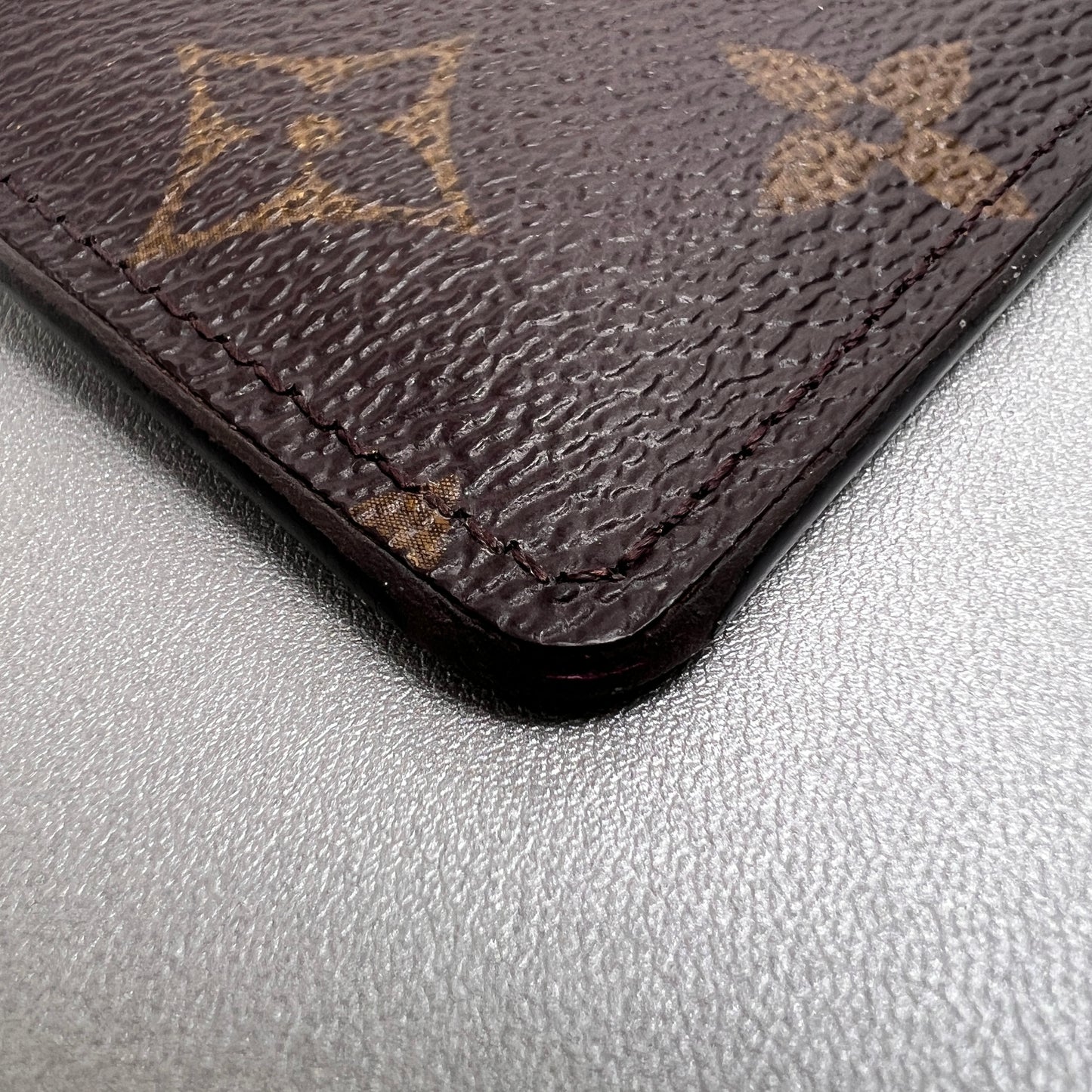 Louis Vuitton Brown Small goods A-15089