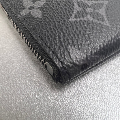 Louis Vuitton Gray Pouches A-15095