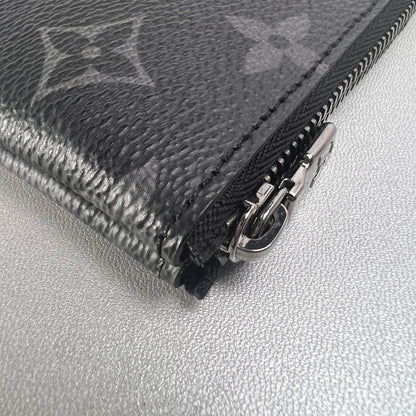 Louis Vuitton Gray Pouches A-15095