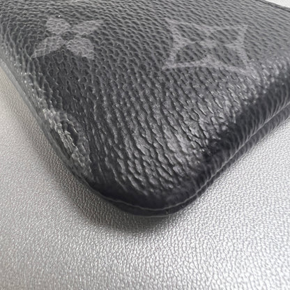Louis Vuitton Gray Pouches A-15095