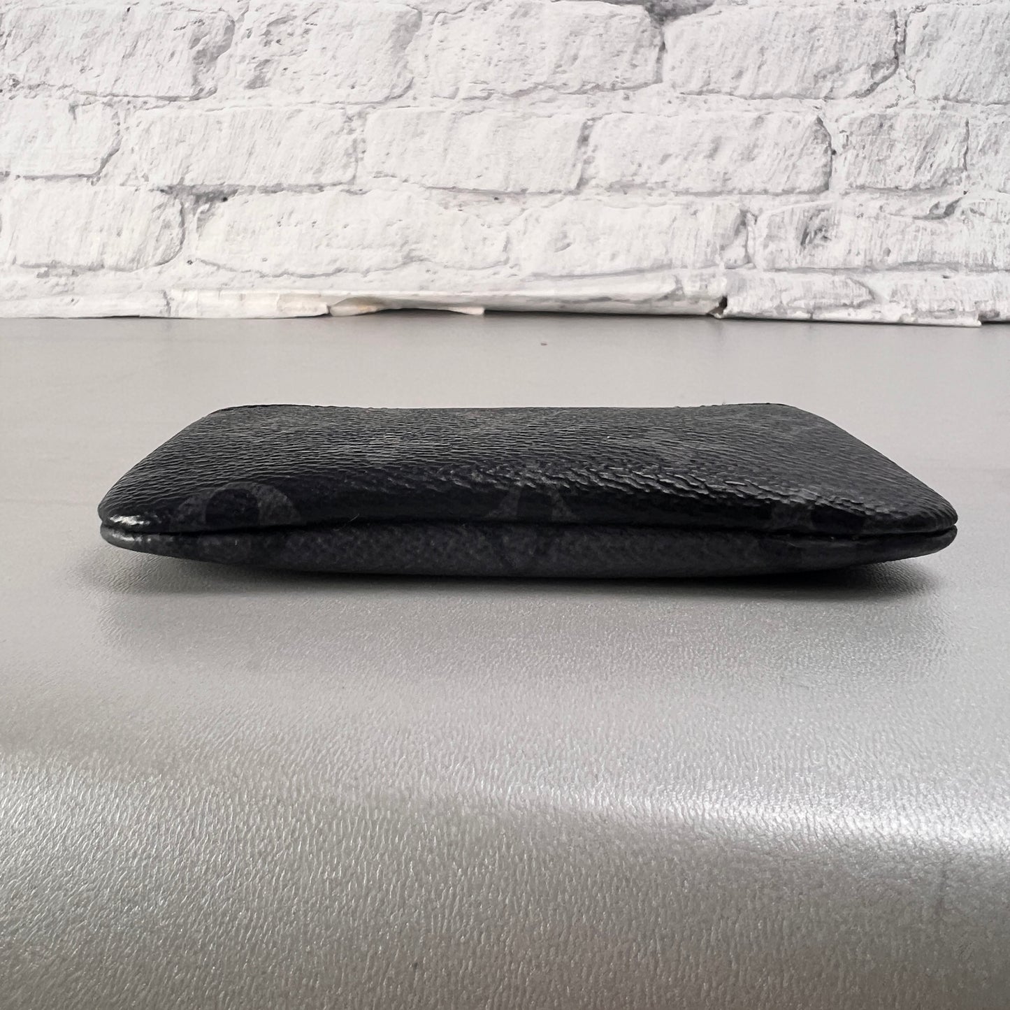 Louis Vuitton Gray Pouches A-15095