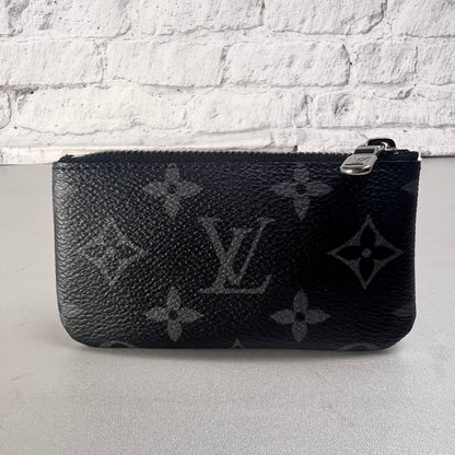 Louis Vuitton Gray Pouches A-15095