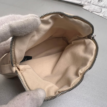 Hermes White Pouches A-15100