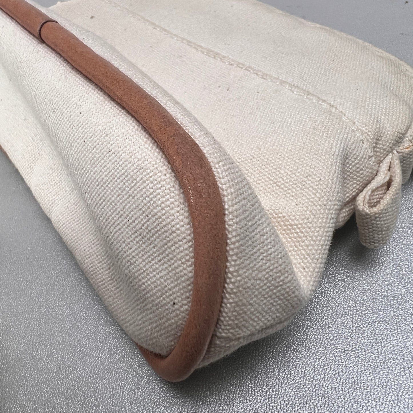 Hermes White Pouches A-15100