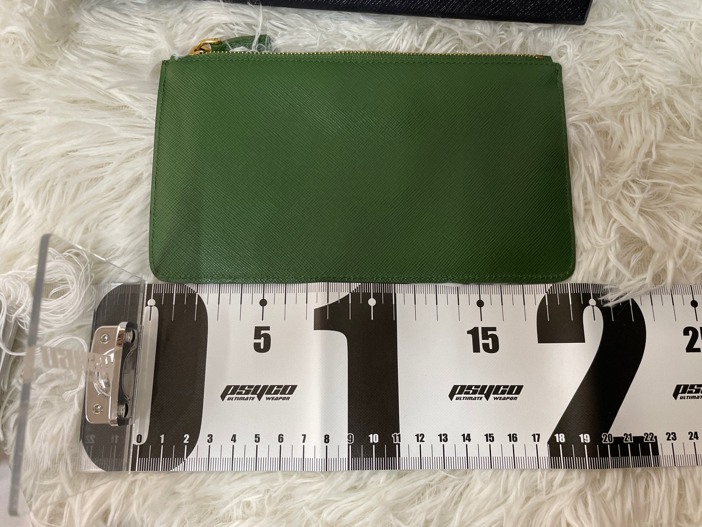 Prada グリーン系 Pouches A-15101