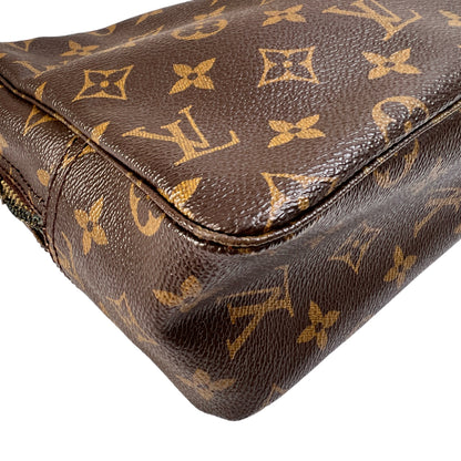 Louis Vuitton Brown Pouches A-15121