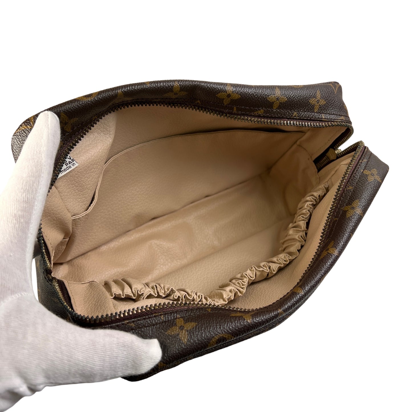 Louis Vuitton Brown Pouches A-15121