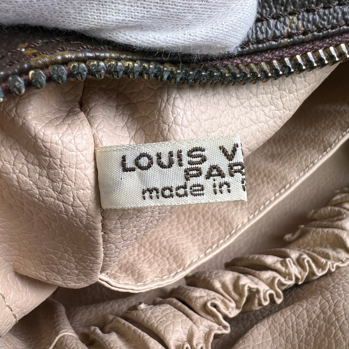 Louis Vuitton Brown Pouches A-15121