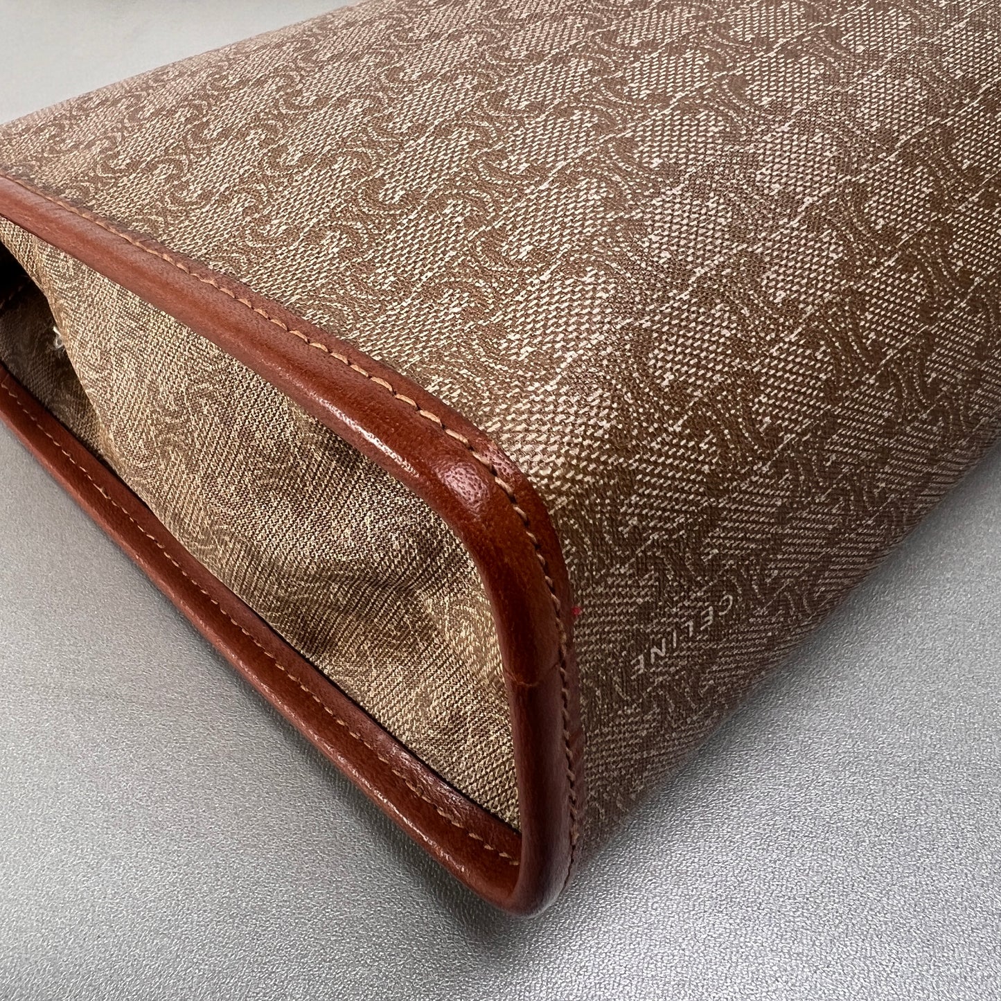 Celine Pouches A-15124