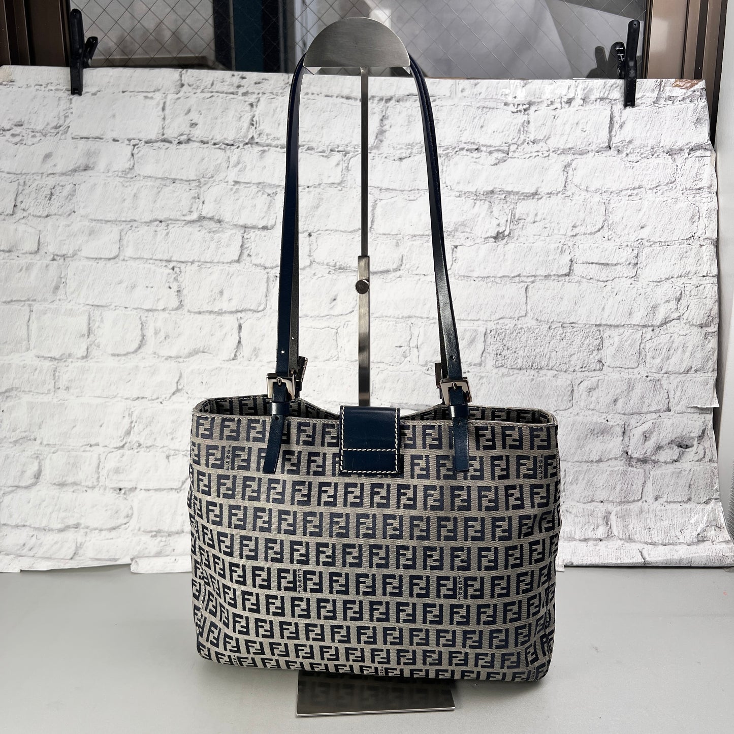 Fendi Blue Shoulder Bags A-15132