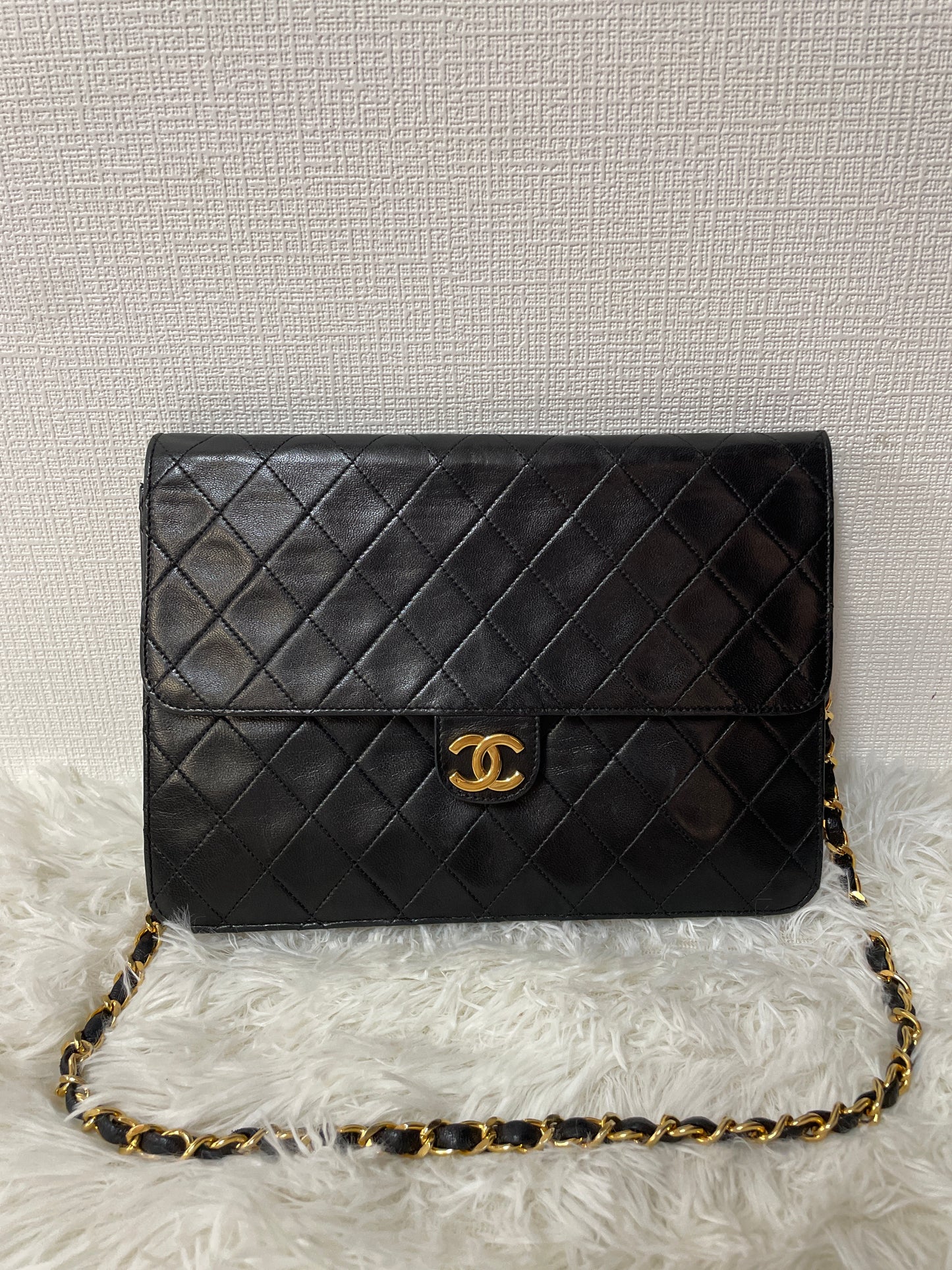 Chanel Black Shoulder Bags A-15163