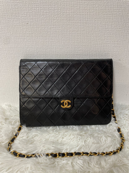 Chanel Black Shoulder Bags A-15163