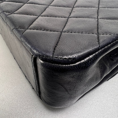 Chanel Black Shoulder Bags A-15170