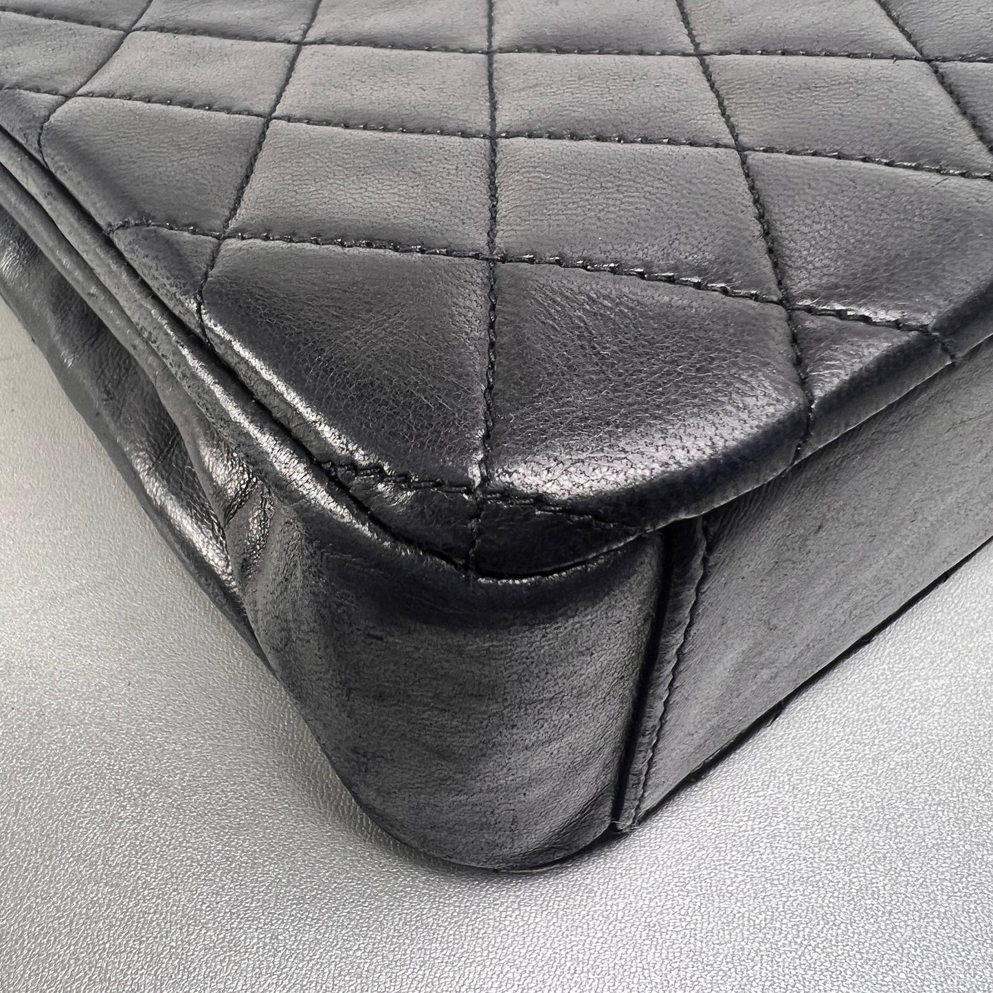 Chanel Black Shoulder Bags A-15170