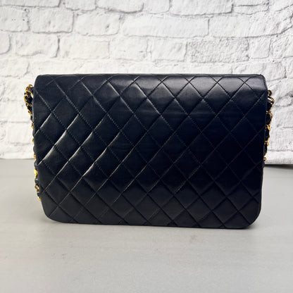 Chanel Black Shoulder Bags A-15170