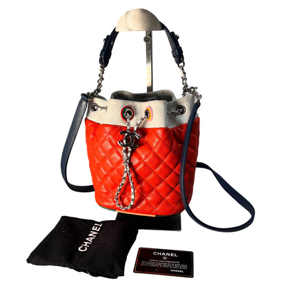 Chanel Orange Shoulder Bags A-15171