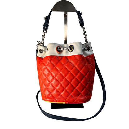 Chanel Orange Shoulder Bags A-15171