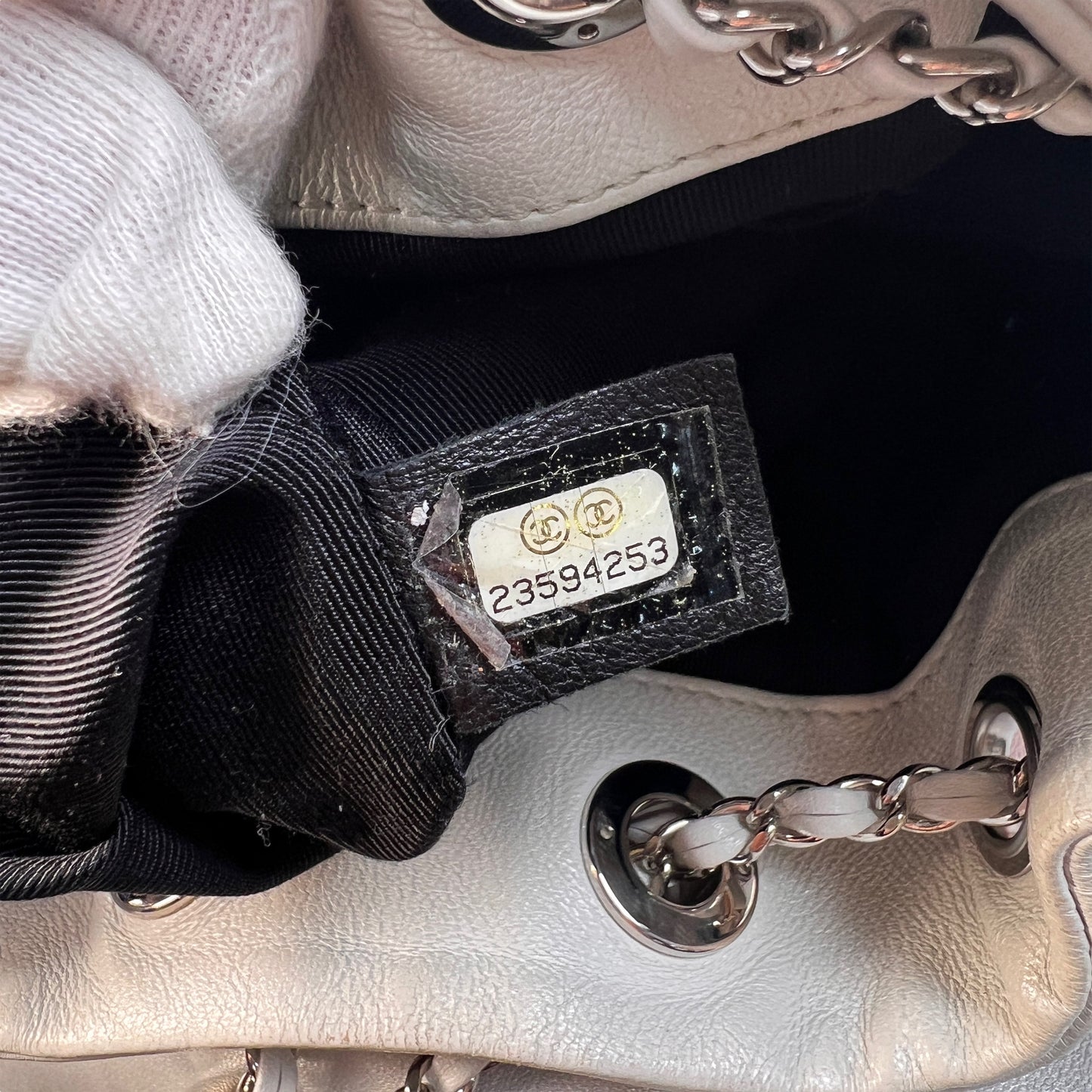Chanel Orange Shoulder Bags A-15171