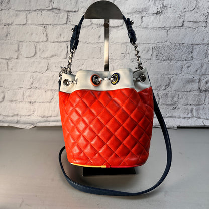 Chanel Orange Shoulder Bags A-15171