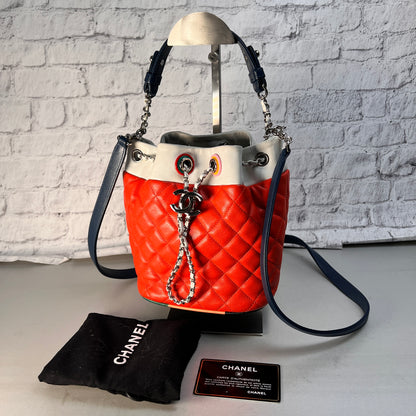 Chanel Orange Shoulder Bags A-15171