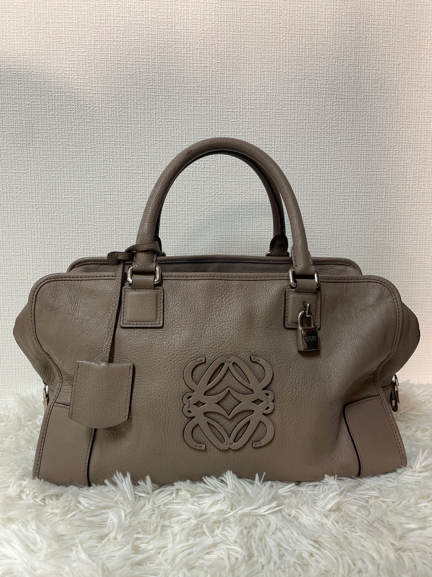 Loewe ベージュ系 Handle Bags A-15173
